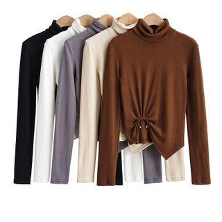 Long-sleeve Turtleneck Asymmetrical Cropped T-shirt