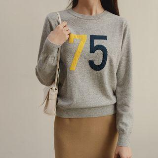 Round-neck Letter Woolen Knit Top