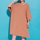 Lettering Back 3/4-sleeve Midi T-shirt Dress