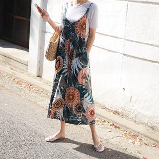 Spaghetti-strap Wide-leg Pattern Jumpsuit