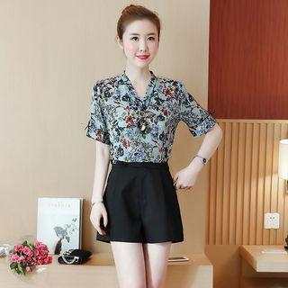 Set: Short-sleeve Floral Top + Wide Leg Shorts