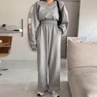 Set: V-neck Cropped Sweatshirt + Wide-leg Pants