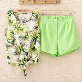 Set: Printed Sleeveless Top + Shorts