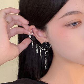 Floral Chained Ear Cuff 1 Pair - Black - One Size