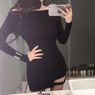 Buckled Off Shoulder Long Sleeve Dress