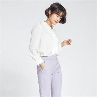Collarless Frill-edge Blouse