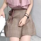 Sleeveless Shirt / Plaid A-line Skirt