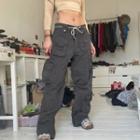 Low Rise Loose-fit Cargo Wide-leg Pants