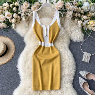 Wide Strap Zip-up Knit Dress