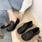Lace-up Shoes / Loafers
