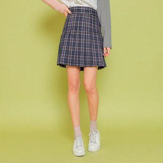 Check-patterned Pleated Miniskirt