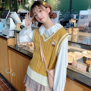 Long-sleeve Lace Collar Shirt / Knit Vest