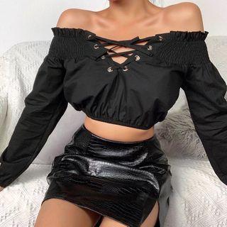 Off-shoulder Long-sleeve Lace-up Cropped T-shirt