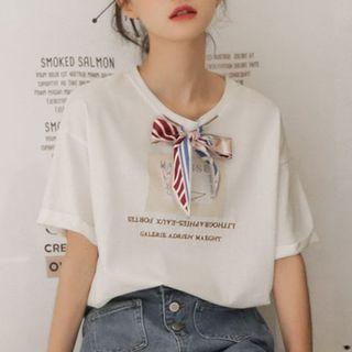 Elbow-sleeve Ribbon Neck T-shirt