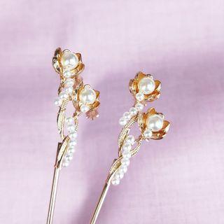 Set Of 2: Flower Faux Pearl Alloy Hair Stick J53 - Set Of 2 - Gold & White - One Size