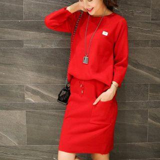 Set: Crew-neck 3/4-sleeve T-shirt + Drawstring Straight-fit Skirt