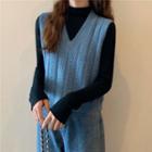 Plain Long-sleeve T-shirt / V-neck Knit Vest