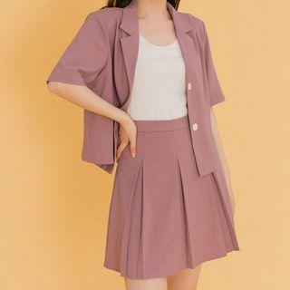 Single-breast Short-sleeve Blazer / Mini A-line Pleated Skirt