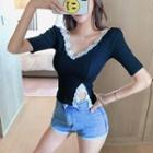 Short-sleeve V-neck Lace Trim T-shirt