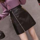 Faux Leather Zip-accent Mini Pencil Skirt