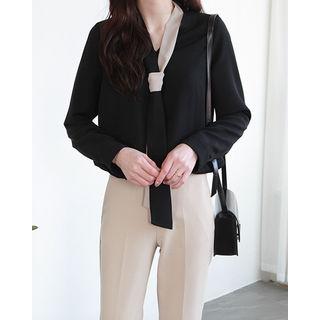 Inset Contrast-scarf Crepe Blouse