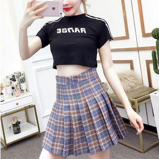 Set: Lettering Short-sleeve T-shirt + Pleated Skirt