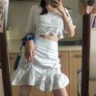 Short-sleeve Ruffled Top / Mermaid Fitted Skirt