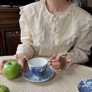 Lace Shirt Almond - One Size