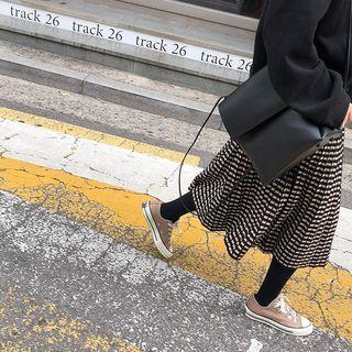 Band-waist Checked Flared Knit Skirt Beige - One Size