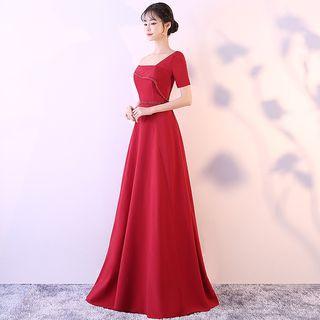 One Shoulder Short-sleeve Evening Gown