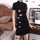 Applique Short-sleeve Mandarin Collar Mini Dress