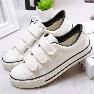 Platfrom Canvas Sneakers