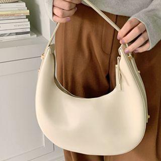 Zipped Faux Leather Hobo Bag
