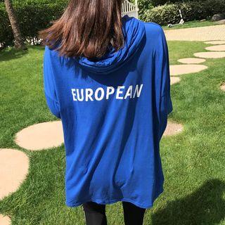 Lettering Hooded Long-sleeve T-shirt / Striped Cropped Sweatpants