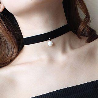 Faux Pearl Accent Velvet Choker