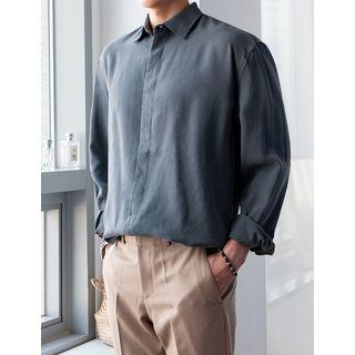 Hidden-button Oxford Shirt