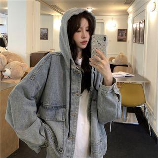 Long-sleeve Hooded Denim Jacket / Loose-fit T-shirt