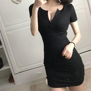 Short-sleeve Buttoned Mini Bodycon Dress