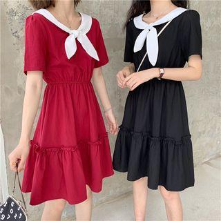 Bow-accent Color-block Short-sleeve Dress