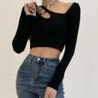 Cold-shoulder Cutout Crop T-shirt