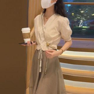Short-sleeve Cropped Blouse / Midi A-line Skirt / Set