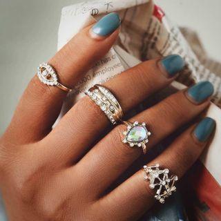 Set Of 4: Alloy Ring (assorted Designs) As Shown In Figure - One Size
