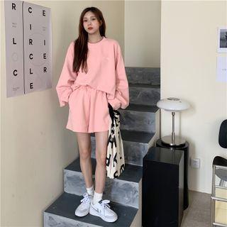 Set: Number Print Sweatshirt + Sweatshorts