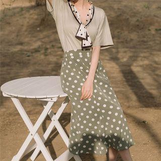 Set: Elbow-sleeve Tie-neck T-shirt + Dotted Midi A-line Skirt