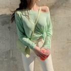 Long-sleeve Asymmetric Shoulder Twisted T-shirt