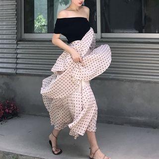 Off-shoulder Top / Ruffle Maxi Skirt