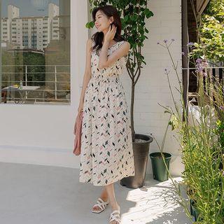 Sleeveless Patterned Maxi Flare Dress