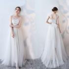 Sleeveless Floral Applique A-line Wedding Gown