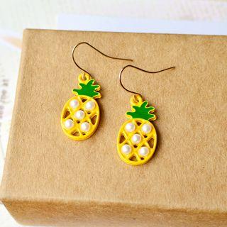 Faux Pearl Pineapple Dangle Earring