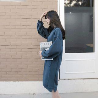 Kangaroo-pocket Midi Pullover Dress